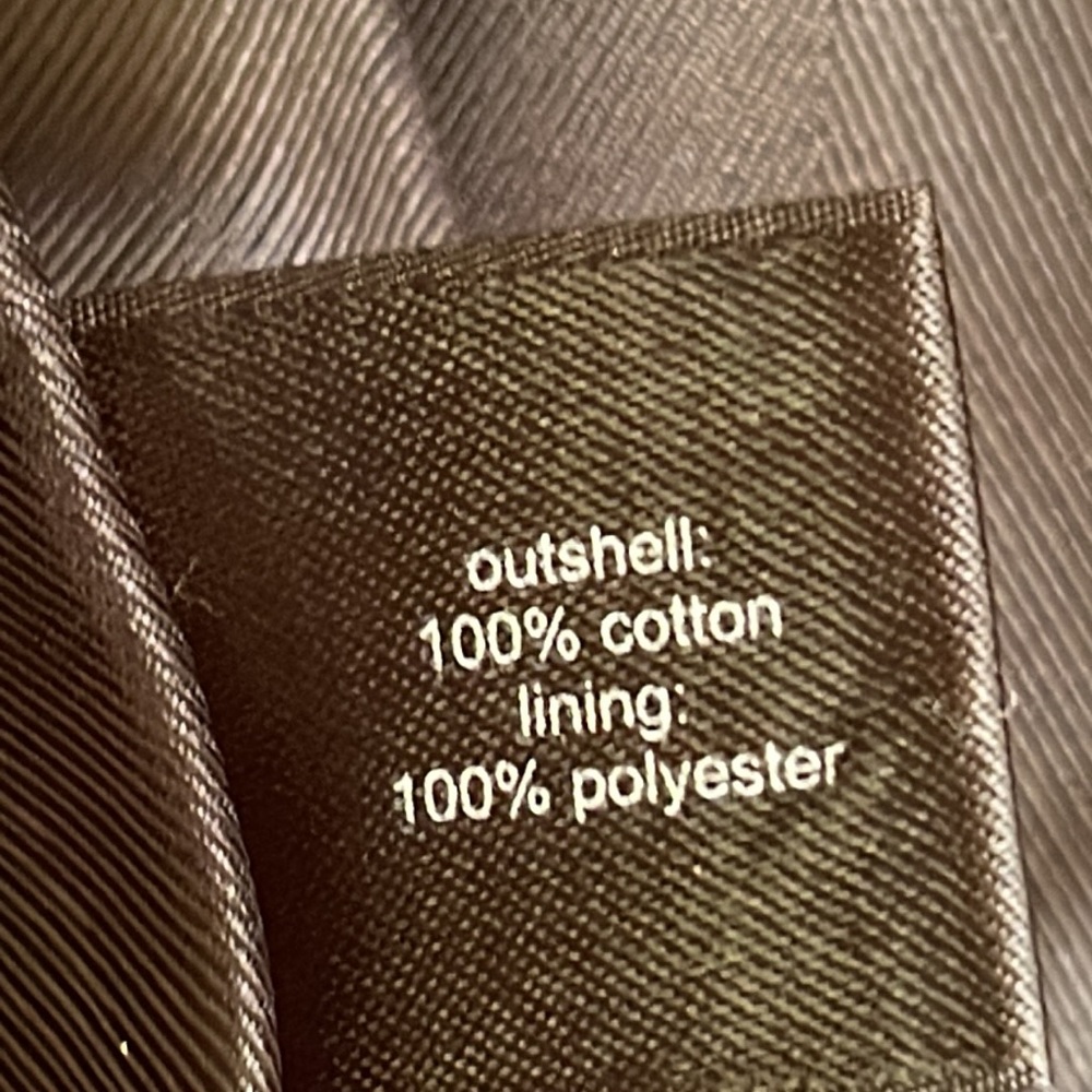 The limited black vest - Picture 9 of 10